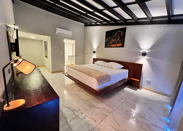 Hotel Tesoro Beach