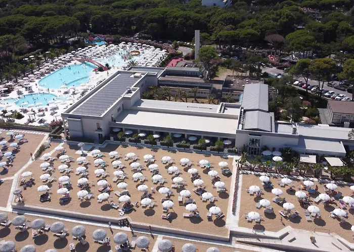 Riviera Resort