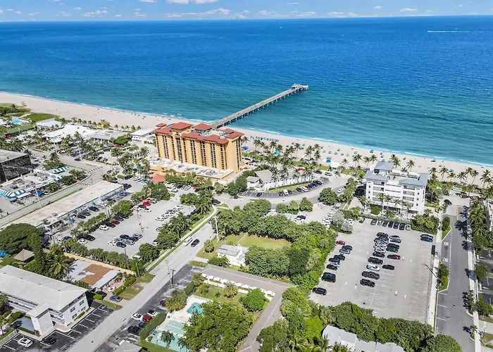 The Shores Hotel