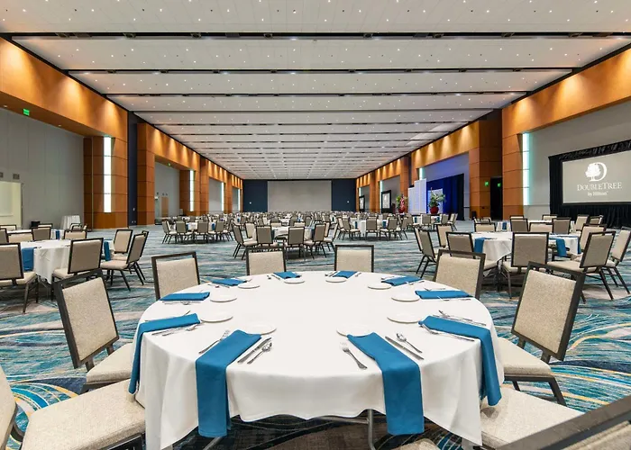 Doubletree By Hilton Hotel Cedar Rapids Convention Complex
