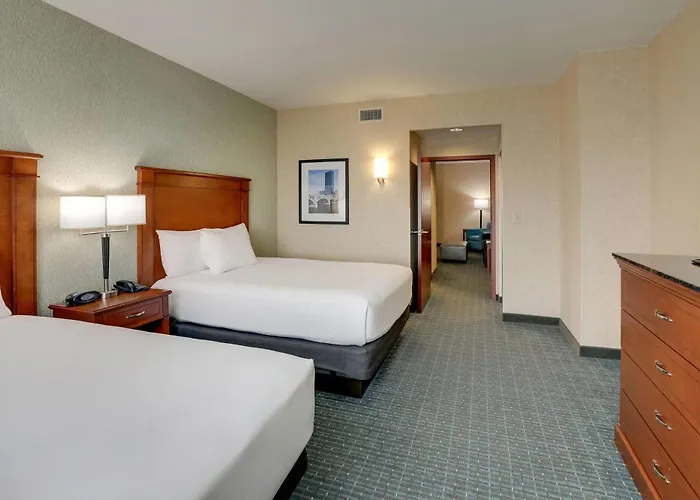 Drury Inn & Suites Grand Rapids Cascade
