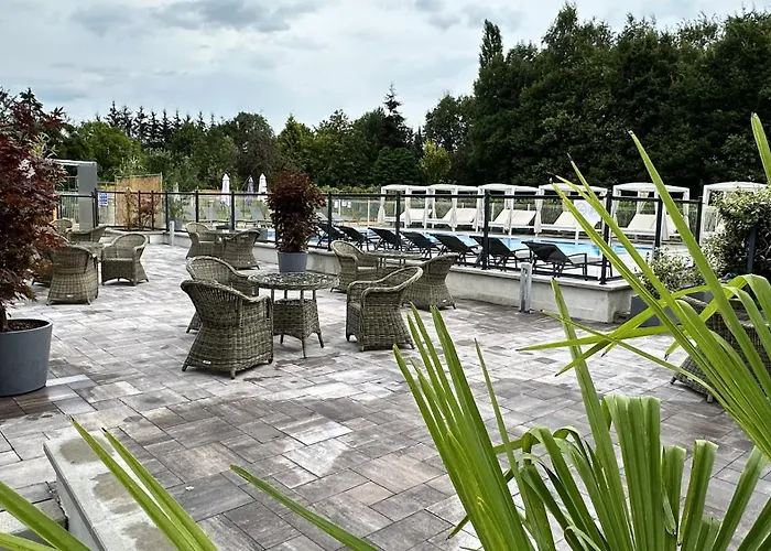 Hotel Domaine du parc à Grandvillers