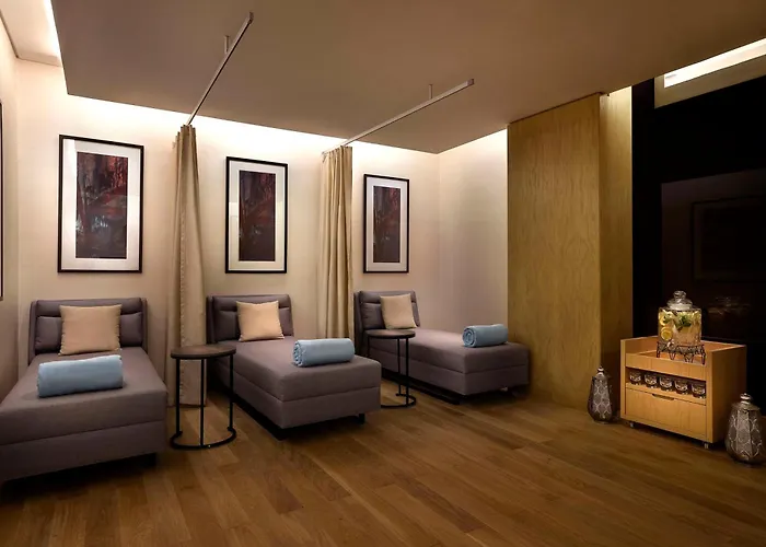 Hilton Olaya