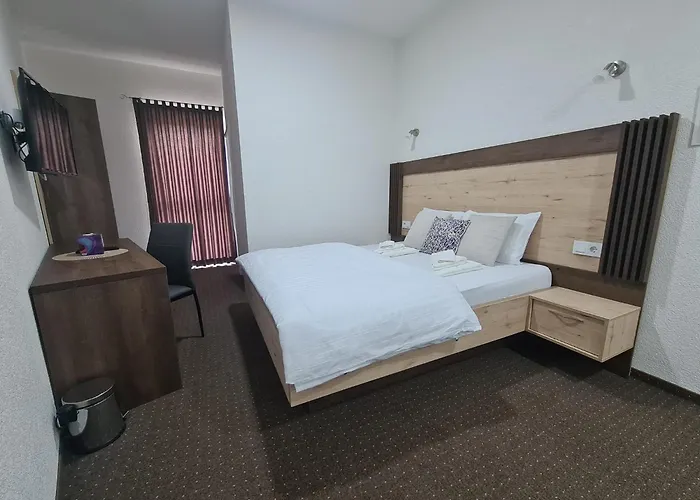Hotel Pilot Cazin