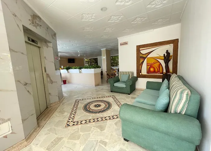 Zahira Hotel Melgar