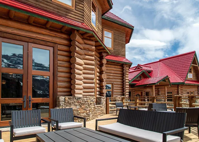 The Lodge At Bow Lake