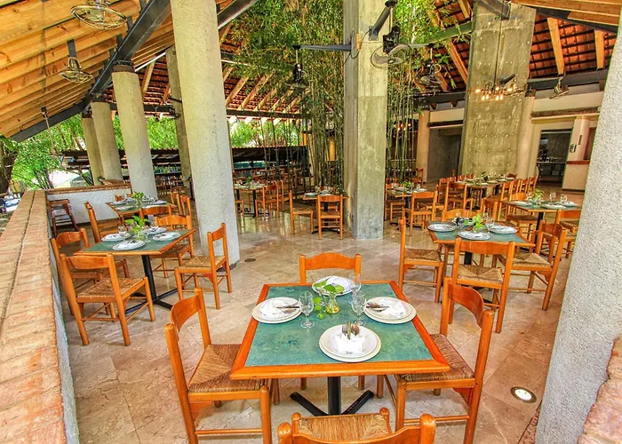 Hotel Ciudad Real Palenque