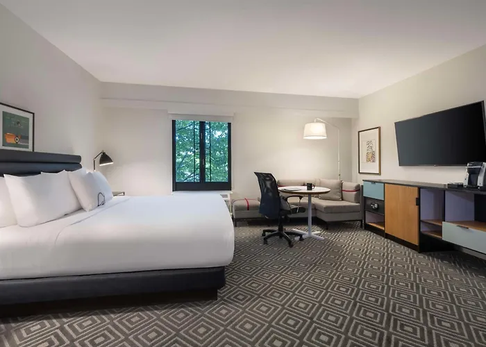 Freepoint Hotel Cambridge, Tapestry Collection By Hilton