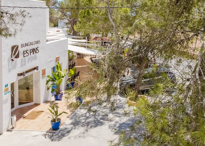 Bungalows Es Pins - Emar Hotels