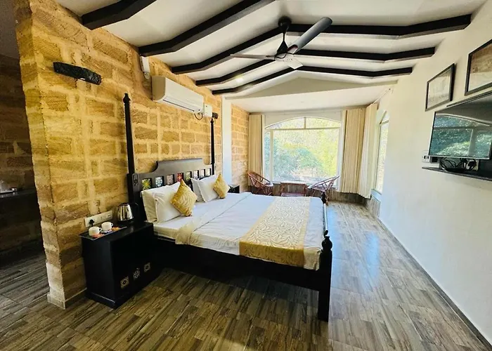 Gir Lions Paw Resort With Swimming Pool