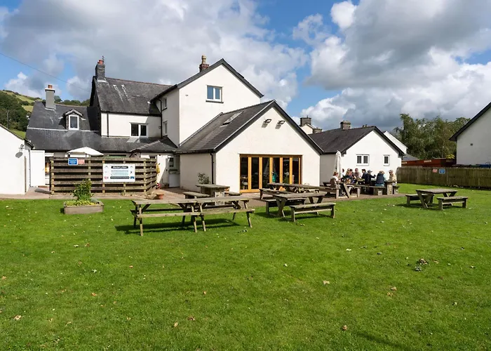 Glan Yr Afon