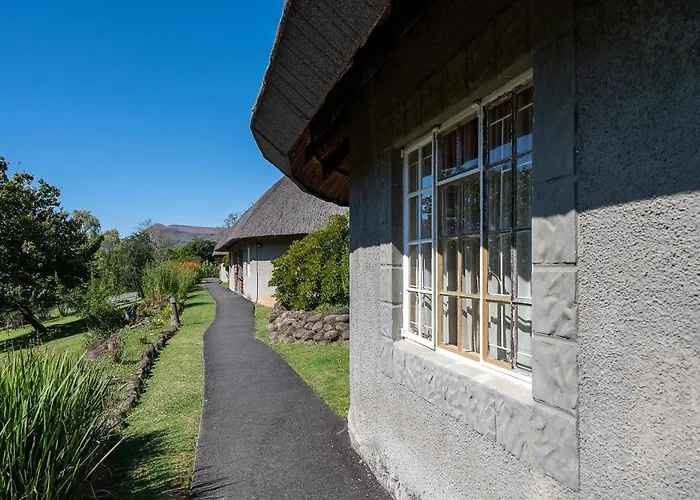 Cathedral Peak Hotel