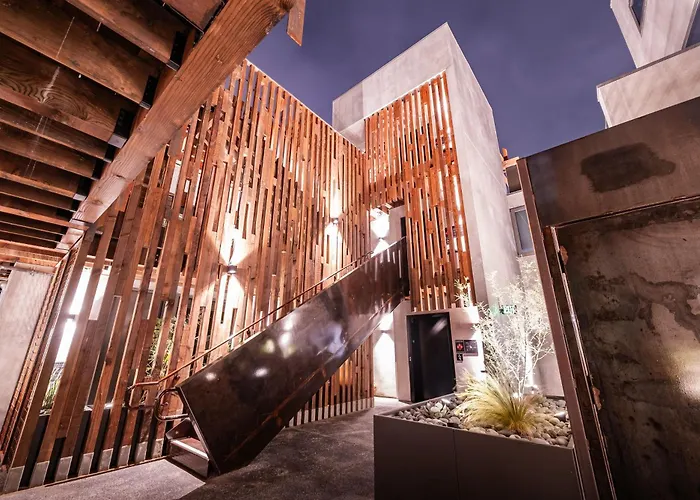 City24 Condo Hotel Little Italy Mission Hills San Diego