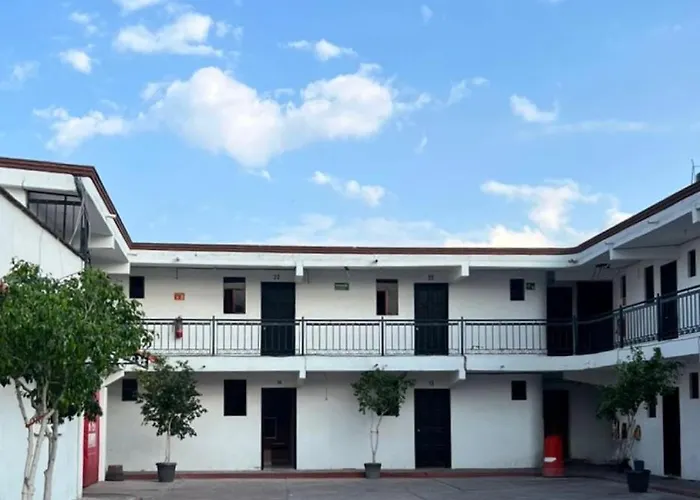 Hotel Motel La Escondida