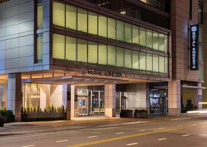 The Royal Sonesta Chicago River North
