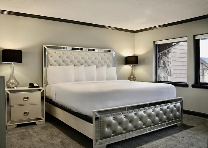 Carlton Lodge Hotel And Suites Adrian