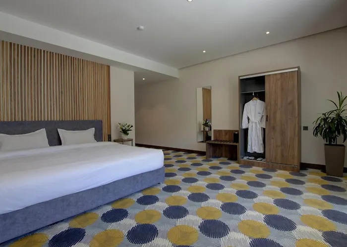 Grand Khan Tengri 4* Naryn