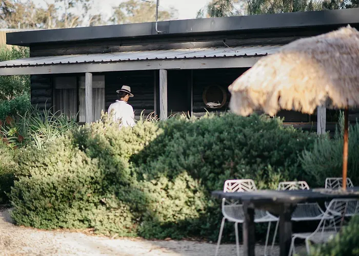 Esperance Chalet Village