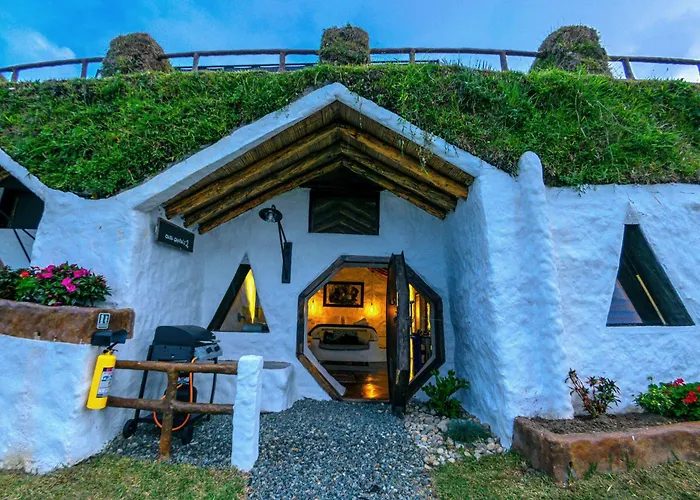 Hobbit Hotel El peñol Guatapé