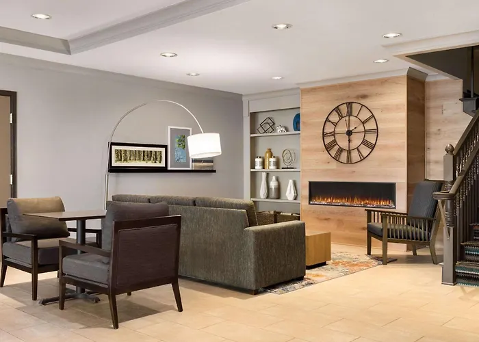 Country Inn & Suites By Radisson, St Cloud East, Mn