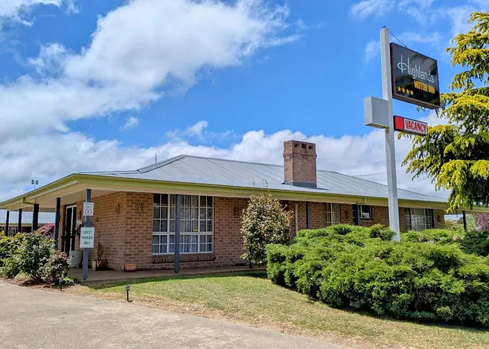 Highlands Motor Inn