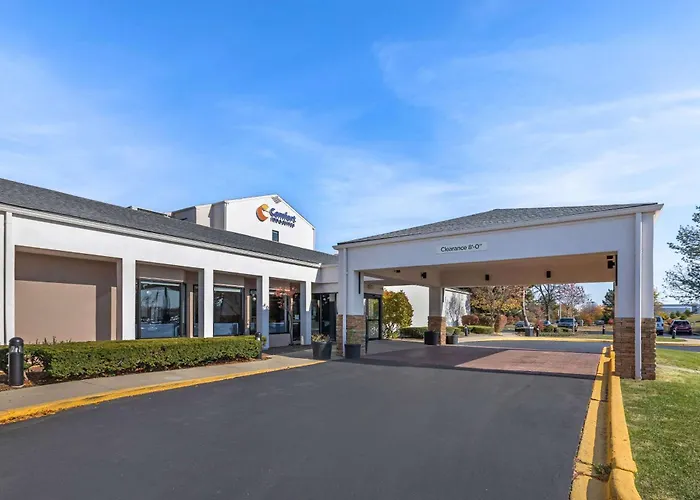 Comfort Inn & Suites - Buffalo Grove