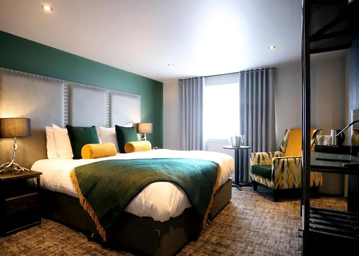 Deira Hotel & Apartments