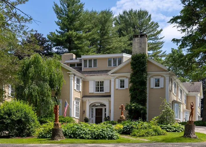 Devonfield Inn