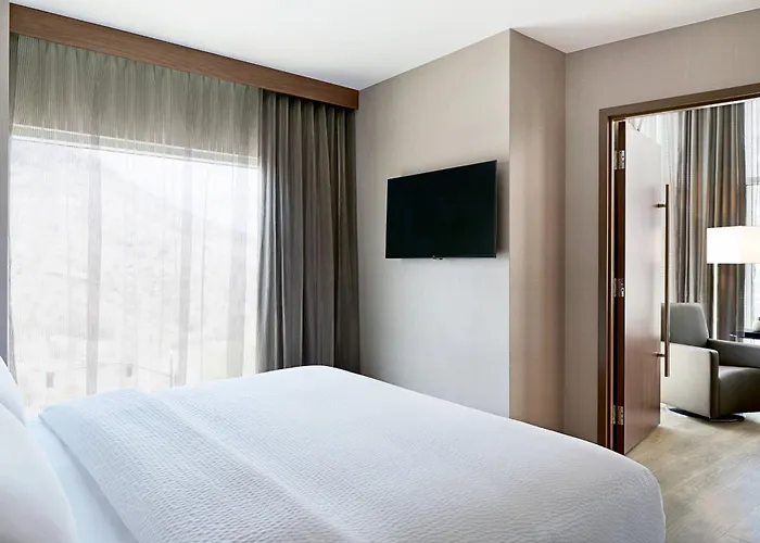 Ac Hotel By Marriott Phoenix Tempe/Downtown
