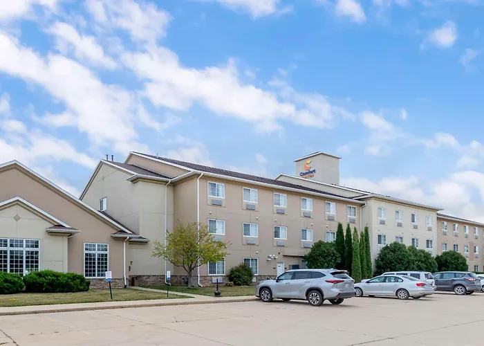 Comfort Suites Cedar Falls Industrial Park