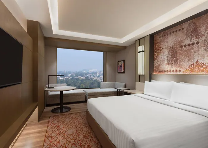 Courtyard By Marriott