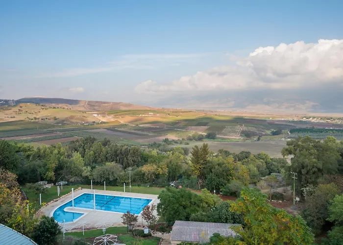 Kfar Giladi Hotel
