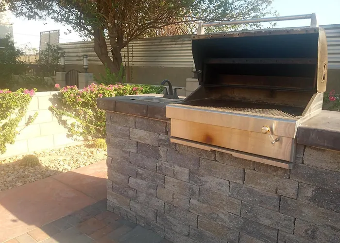 Rodeway Inn And Suites Near Coachella Indio
