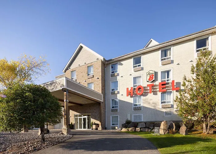 Super 8 By Wyndham Sainte Agathe Des Monts