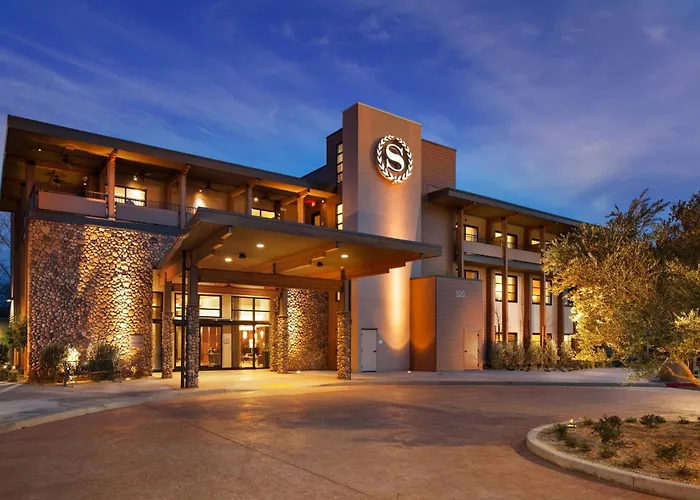 Sheraton At The Sundial Bridge