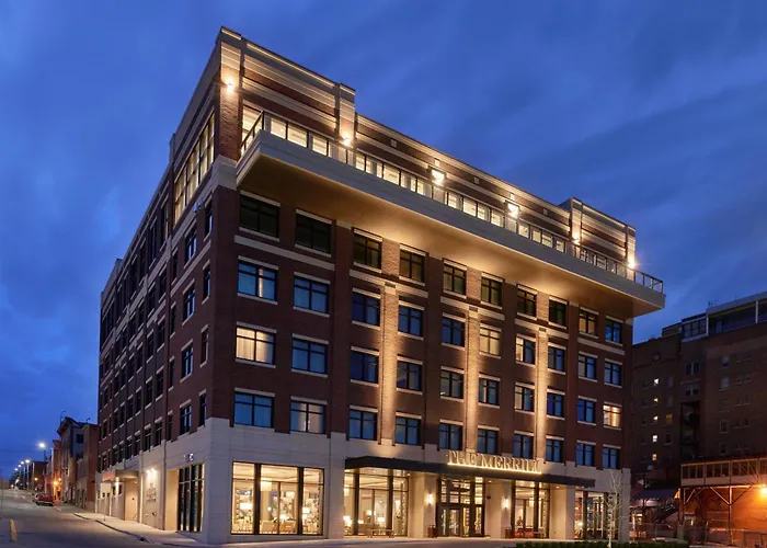 The Merrill Hotel & Conference Center, Muscatine, A Tribute Portfolio Hotel