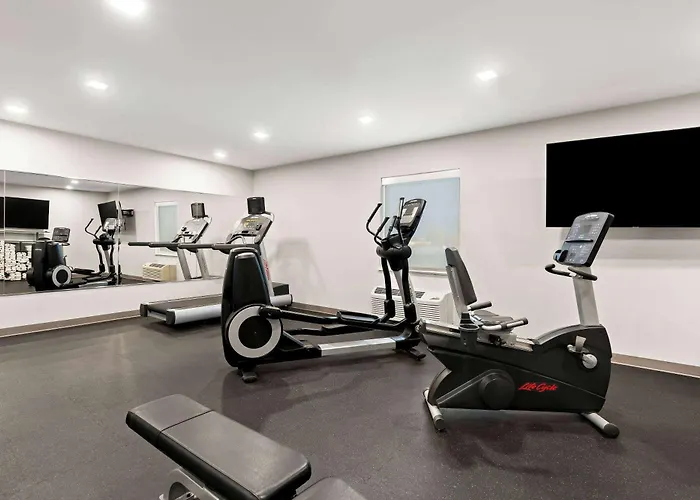 Holiday Inn Express & Suites George - Quincy South By Ihg