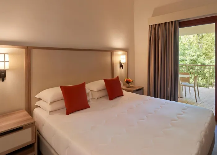 Calaserena Resort Geremèas