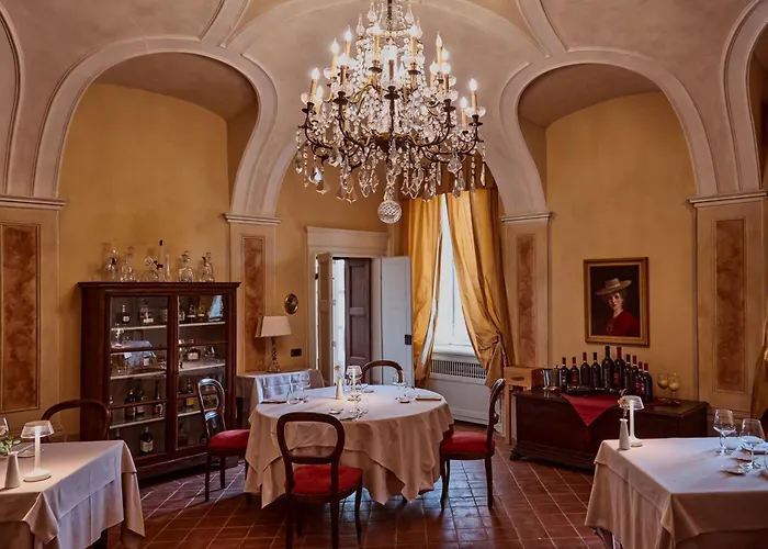 Relais Castello Di Razzano Hotel Alfiano Natta