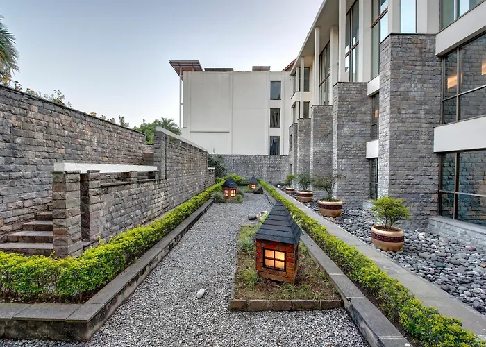 Pearl Continental Hotel, Muzaffarabad