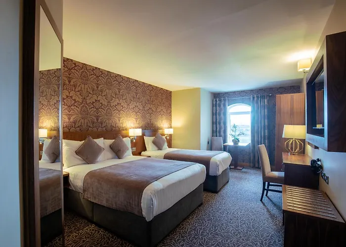 Holyrood Hotel - Leisure Centre & The Spa At Orchids Bundoran