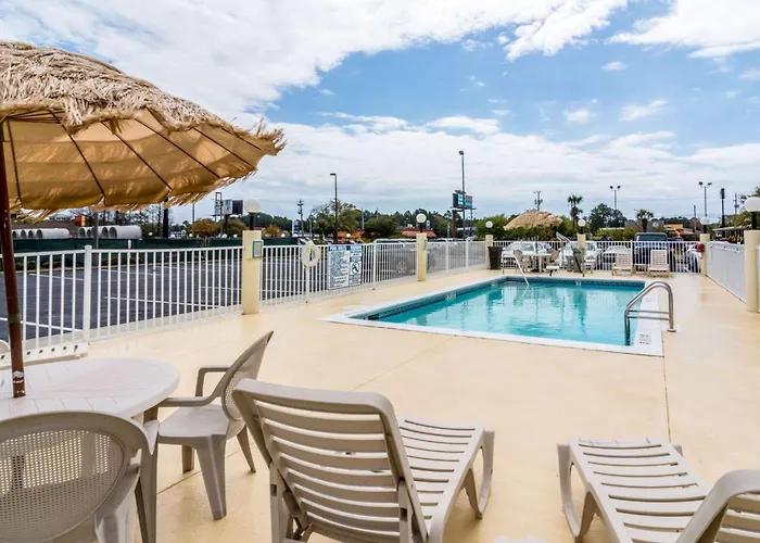 Comfort Inn & Suites Panama City North