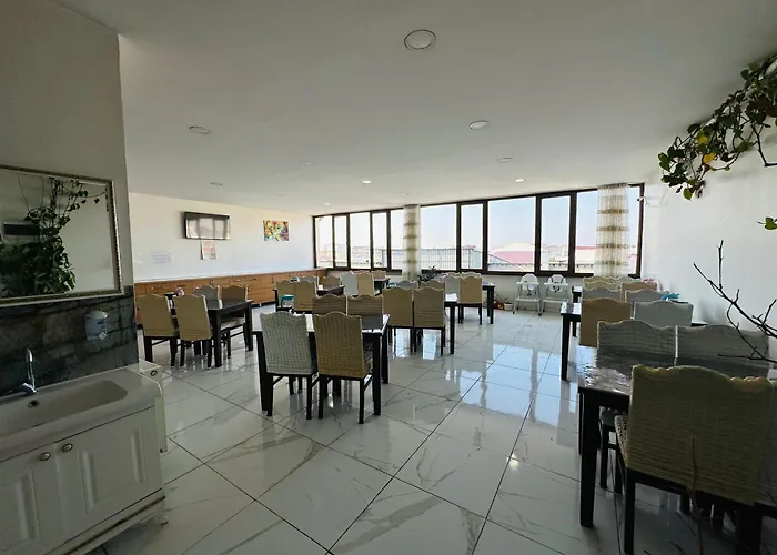 Toprak Hotel