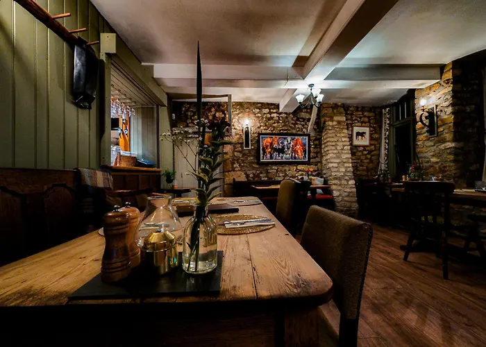 The Rose & Crown In Trent