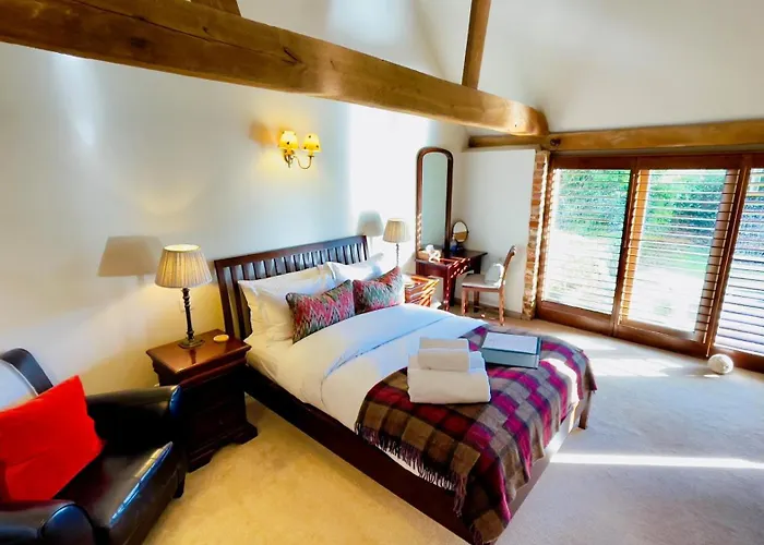 Halfway Bridge Hotel Midhurst