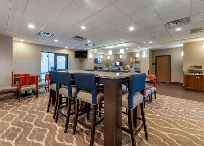 Comfort Suites Bridgeport - Clarksburg