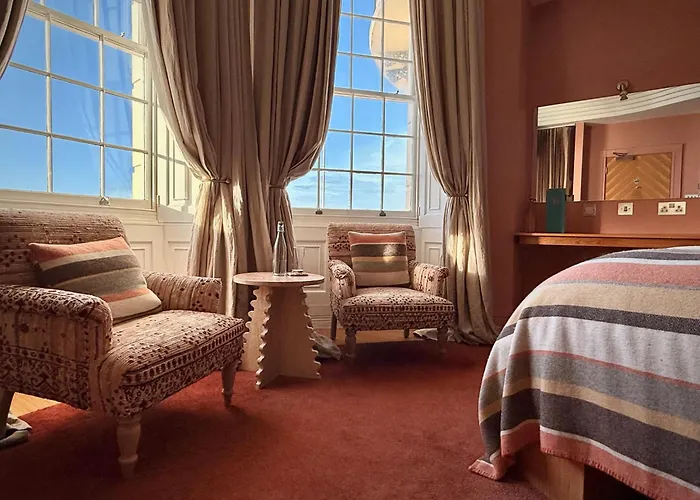 Drakes Hotel