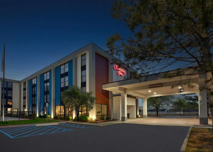 Hampton Inn Detroit Madison Heights South Troy