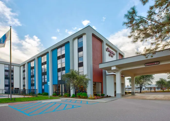 Hampton Inn Detroit Madison Heights South Troy
