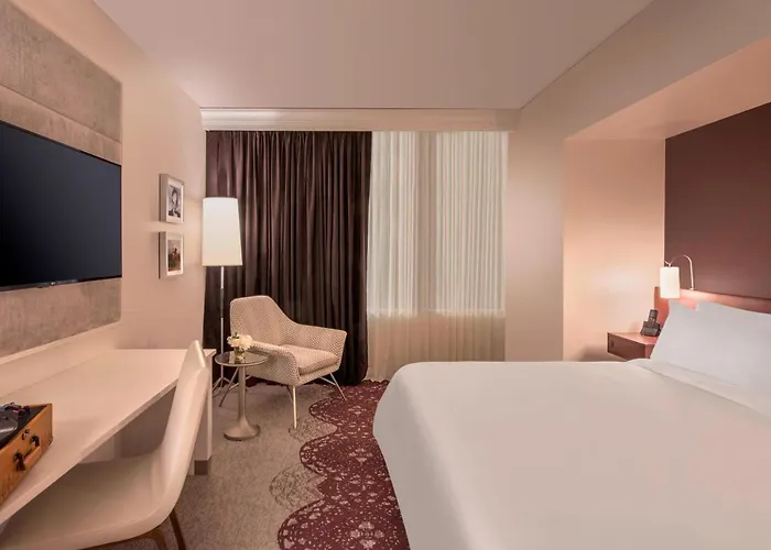 The Elizabeth Hotel, Autograph Collection